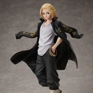 Tokyo Revengers figures and goods