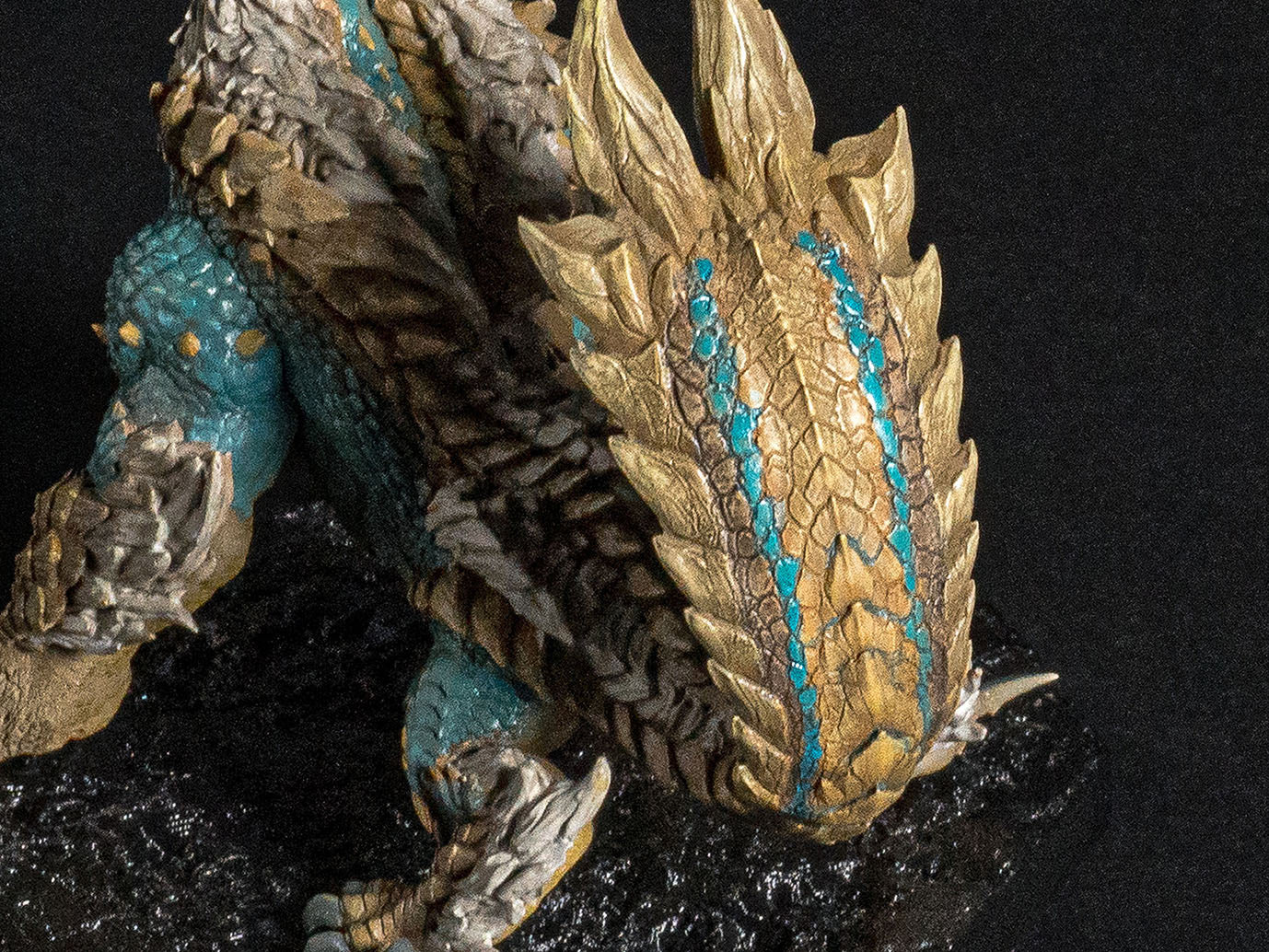 CAPCOM FIGURE BUILDER CUBE MONSTER HUNTER Thunder Wolf Wyvern Zinogre Complete Figure | animota