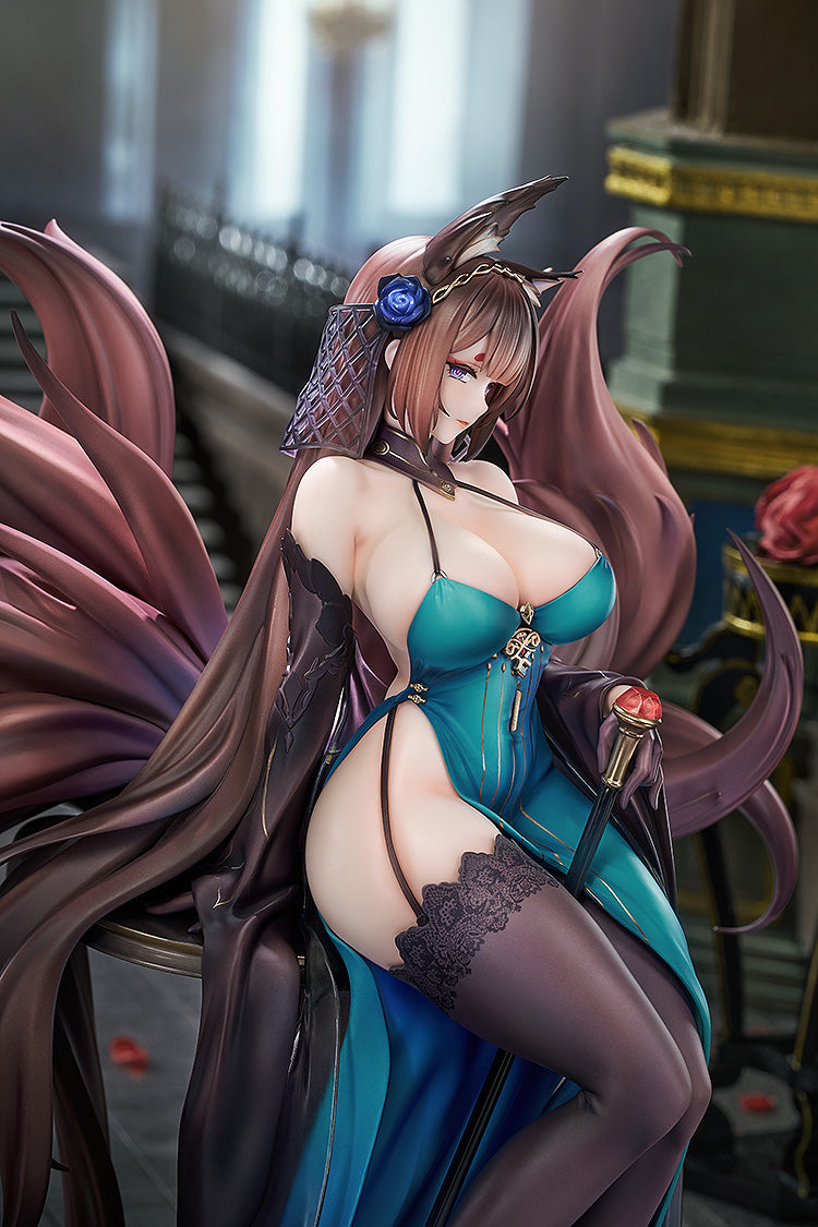 Azur Lane Amagi Throne of Fallen Petals Ver.