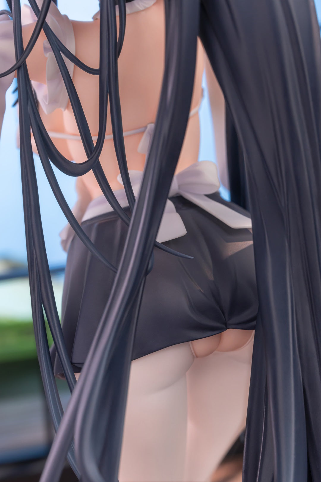 ANIGAME "AZUR LANE" INDOMITABLE MS. MOTIVATIONLESS MAID VER. 1/6 SCALE FIGURE | animota