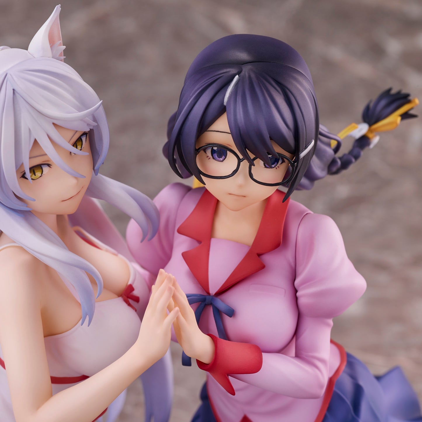 【Resale】"Nekomonogatari" Hanekawa Tsubasa 2 Set, Action & Toy Figures, animota
