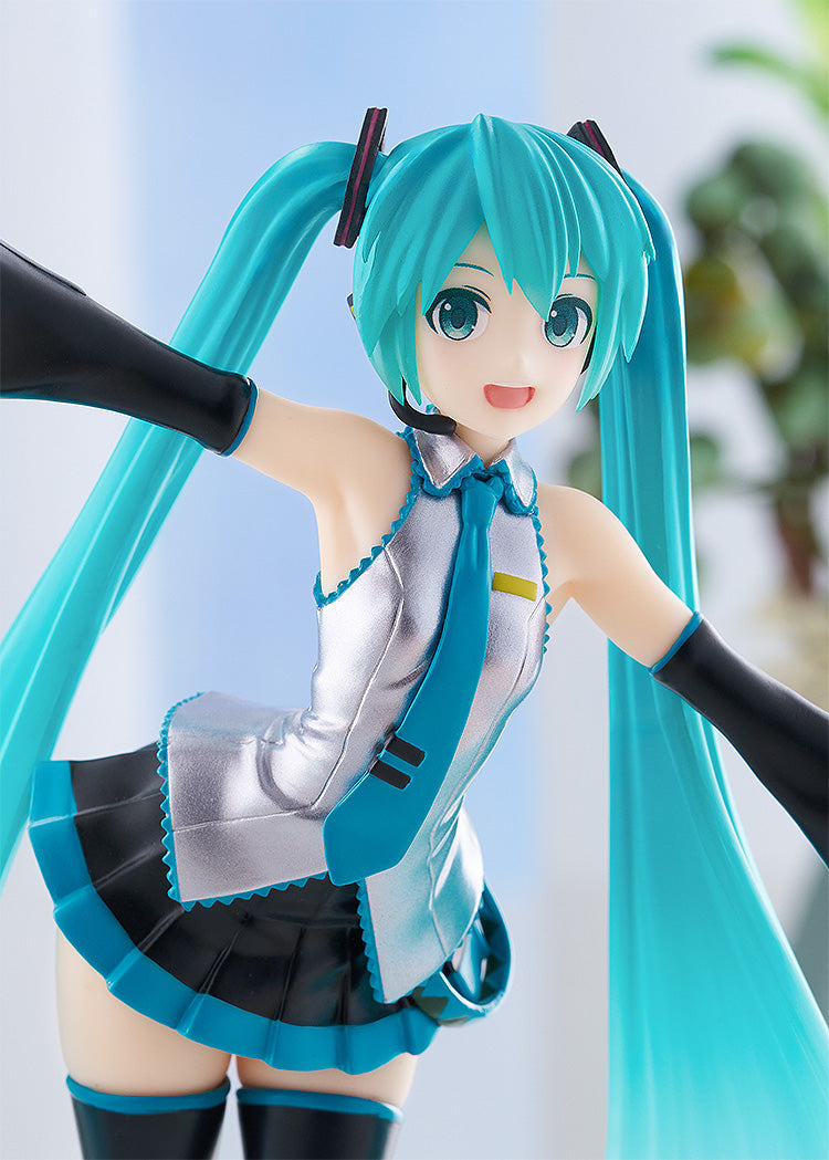 POP UP PARADE Character Vocal Series 01 Hatsune Miku Translucent Color Ver.