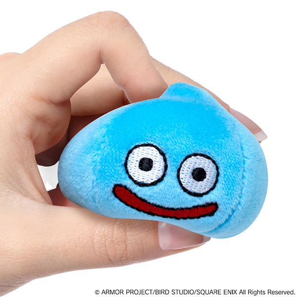 【Resale】"Dragon Quest" Smile Slime Gyutto Nigirou! Slime, Stuffed Animals, animota