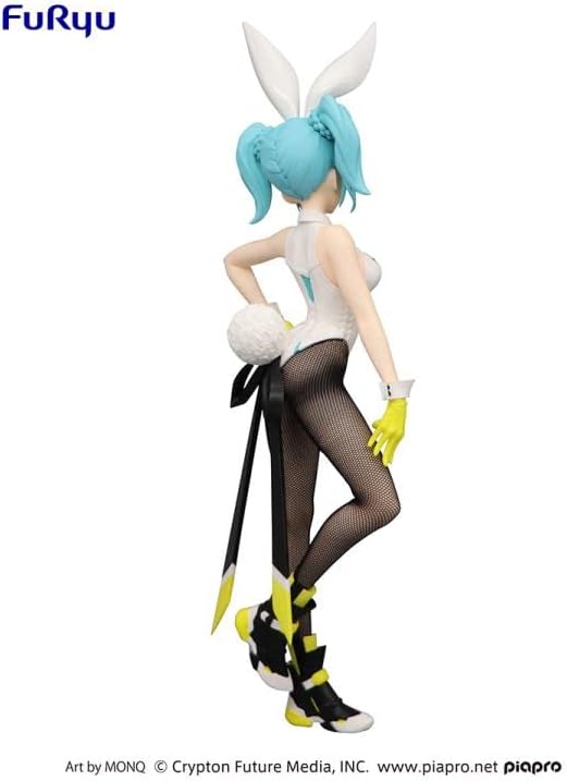 Hatsune Miku BiCute Bunnies Figure Street Ver. | animota