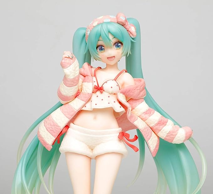 Hatsune Miku Figure Costumes - Room Wear Ver. | animota