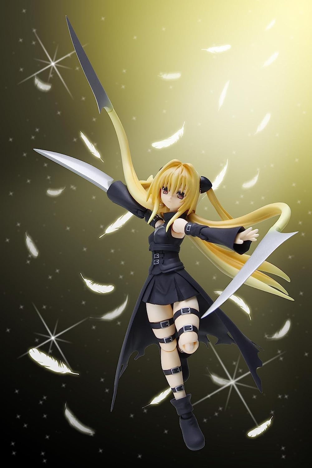 S.H. Figuarts - To Love-Ru Darkness: Golden Darkness | animota