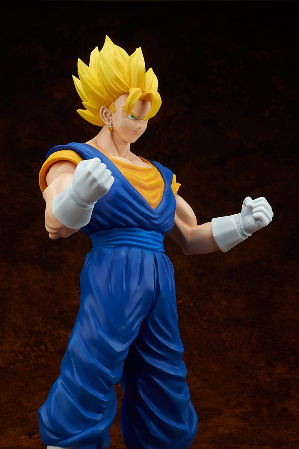 Gigantic Series - Dragon Ball Z: Super Vegito Complete Figure | animota