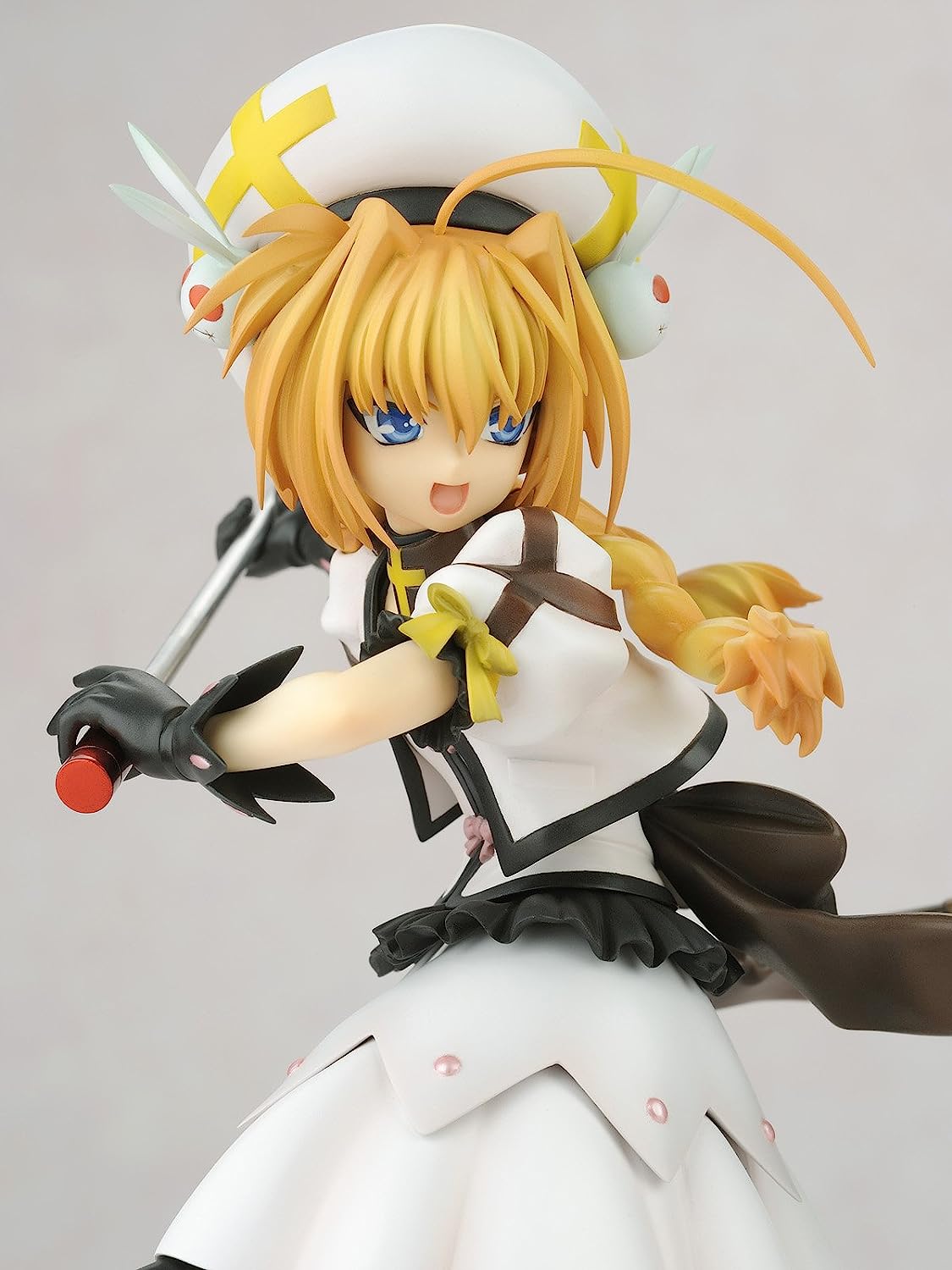 Magical Girl Lyrical Nanoha StrikerS - Unison Vita 1/7 Complete Figure | animota