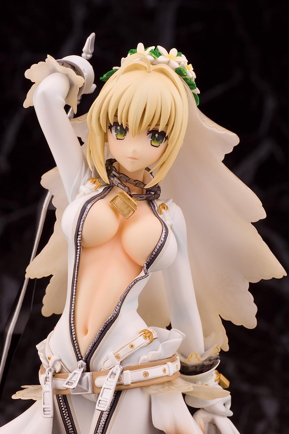 Fate/EXTRA CCC - Saber 1/8 Complete Figure | animota
