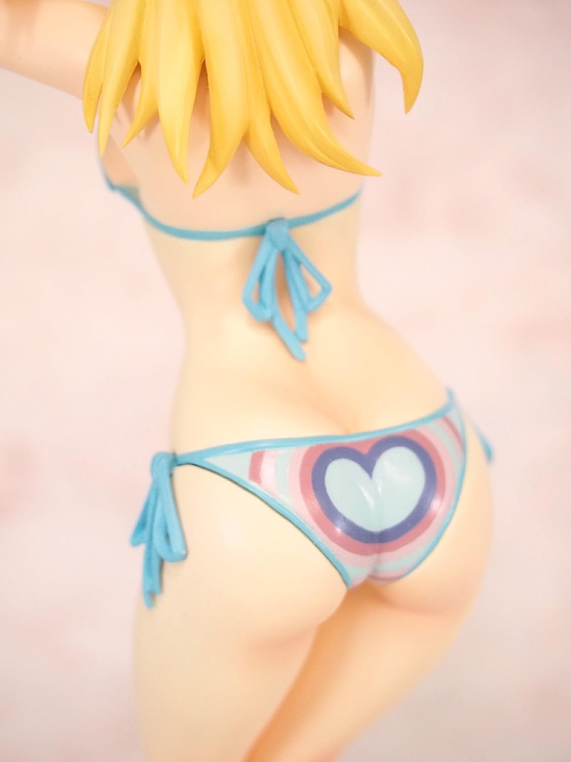 FAIRY TAIL - Lucy Heartfilia Swimsuit Ver. 1/8 Complete Figure | animota