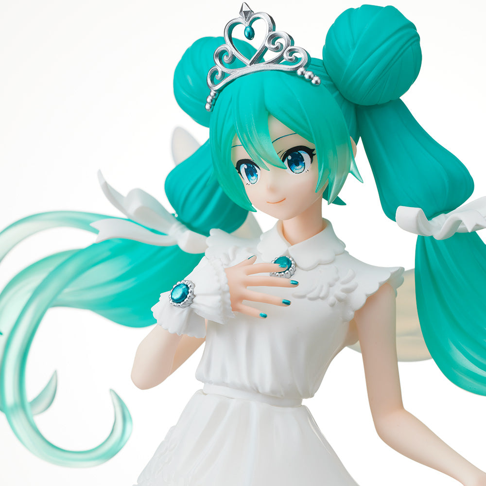 Vocaloid Hatsune Miku (15th Anniversary KEI Ver.) Super Premium Figure | animota