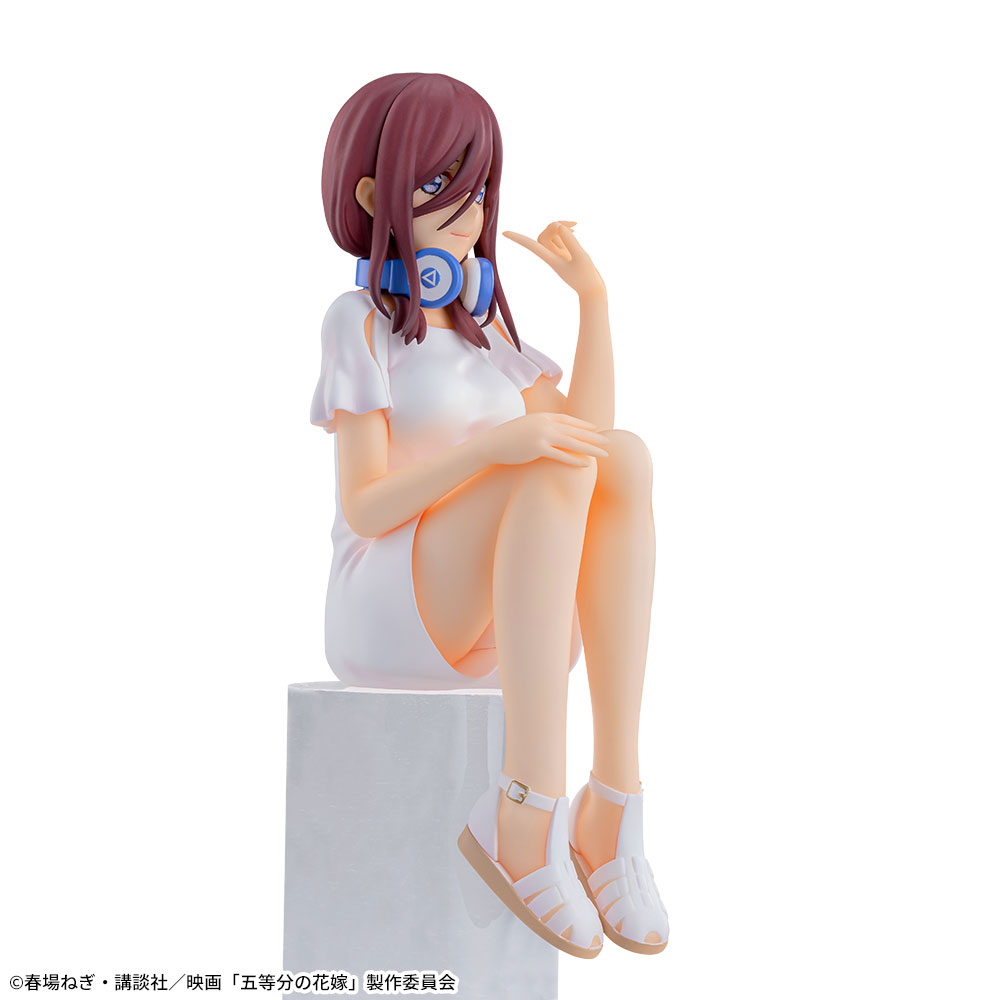 The Movie "The Quintessential Quintuplets" Chokonose Premium Figure - Nakano Miku | animota