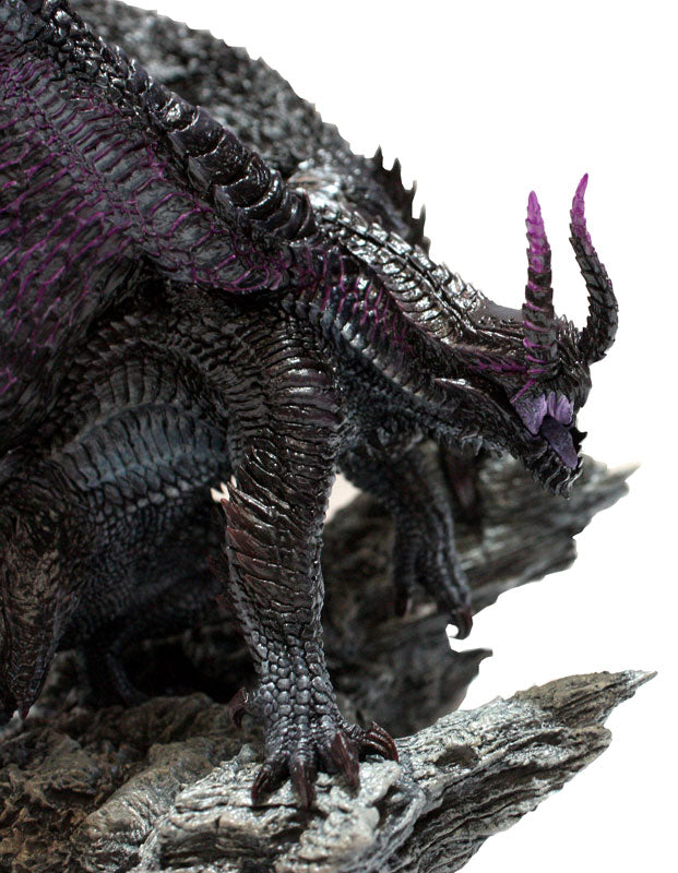 Capcom Figure Builder Creator's Model - Monster Hunter 4: Gore Magala Complete Figure