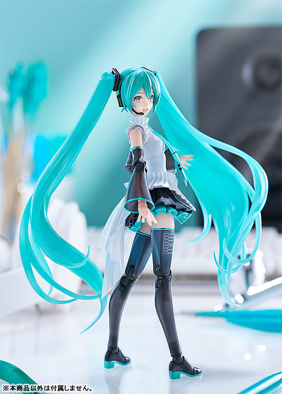 PLAMATEA Character Vocal Series 01 Hatsune Miku Happy 16th Birthday Ver. Plastic Model