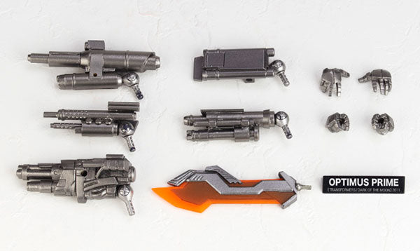 Tokusatsu Revoltech No.030 Transformers Optimus Prime | animota