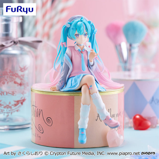 Hatsune Miku Noodle Stopper Figure - In Love Blazer