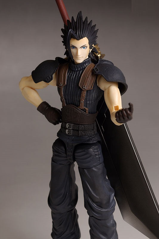Crisis Core: Final Fantasy VII - Play Arts: Zach Fair | animota