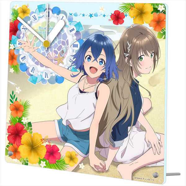 Aquatope of White Sand Acrylic Table Clock | animota