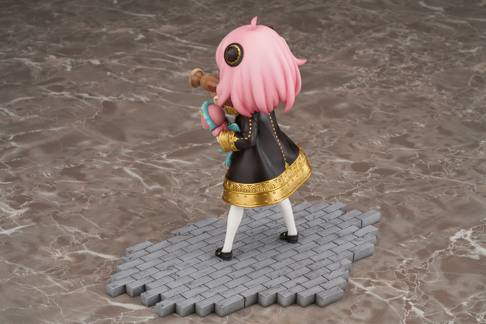 Anya Forger 1/7 Scale Figure | animota