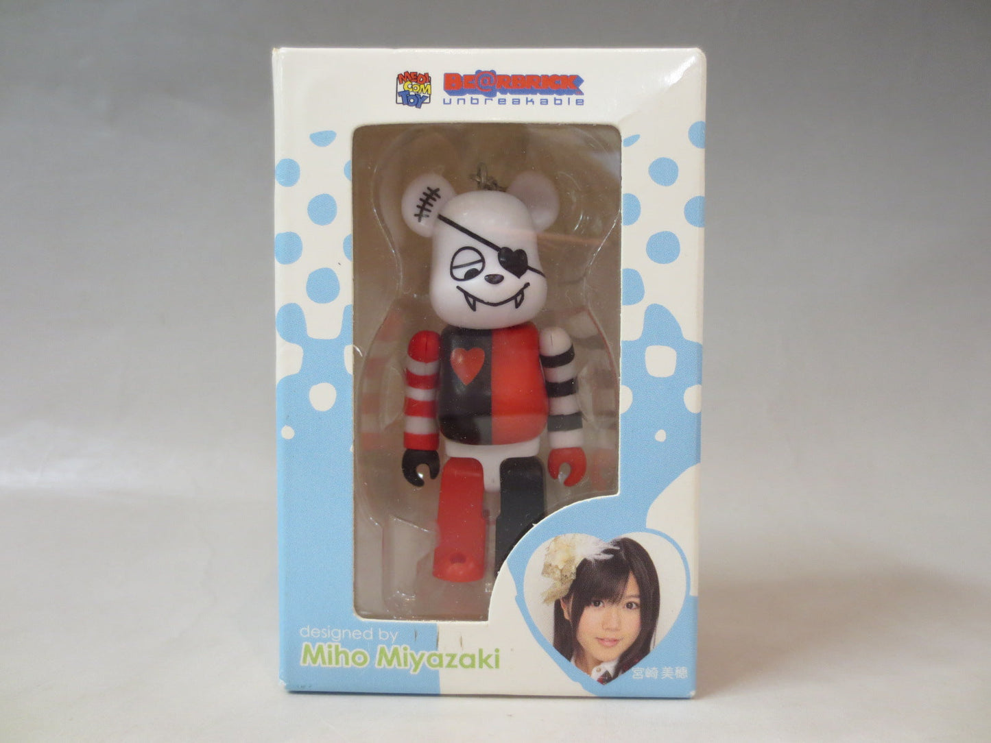 Seven -Eleven Limited AKB48 Miho Miyazaki BE@RBRICK | animota
