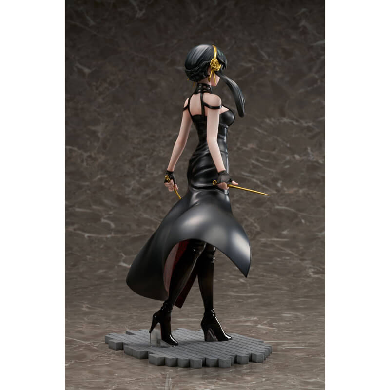 Yor Forger 1/7 scale complete figure | animota