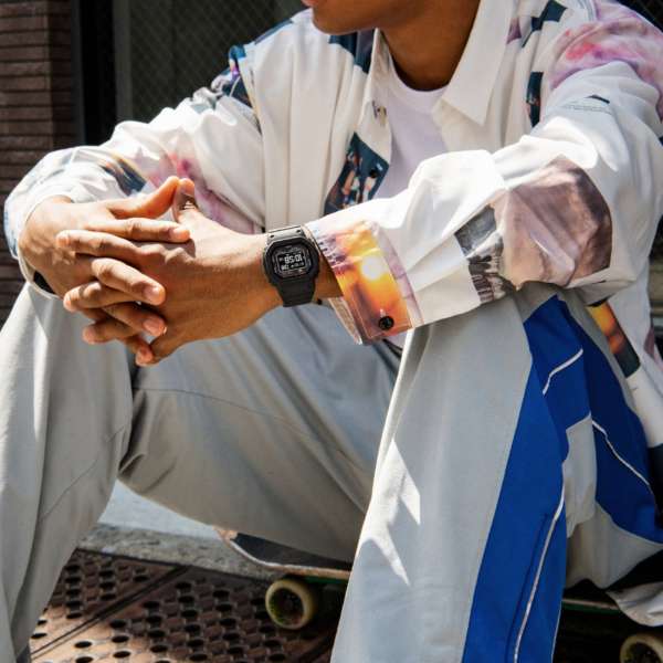 G-SQUAD - 5600 SERIES - DW-H5600-1JR, Watches, animota