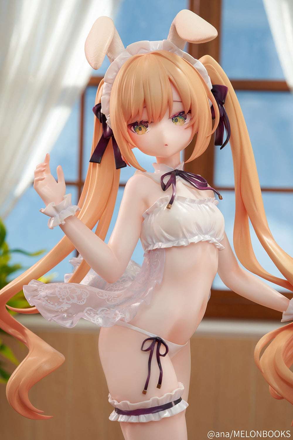 Bunny Girl Pia Illustrated by ana
