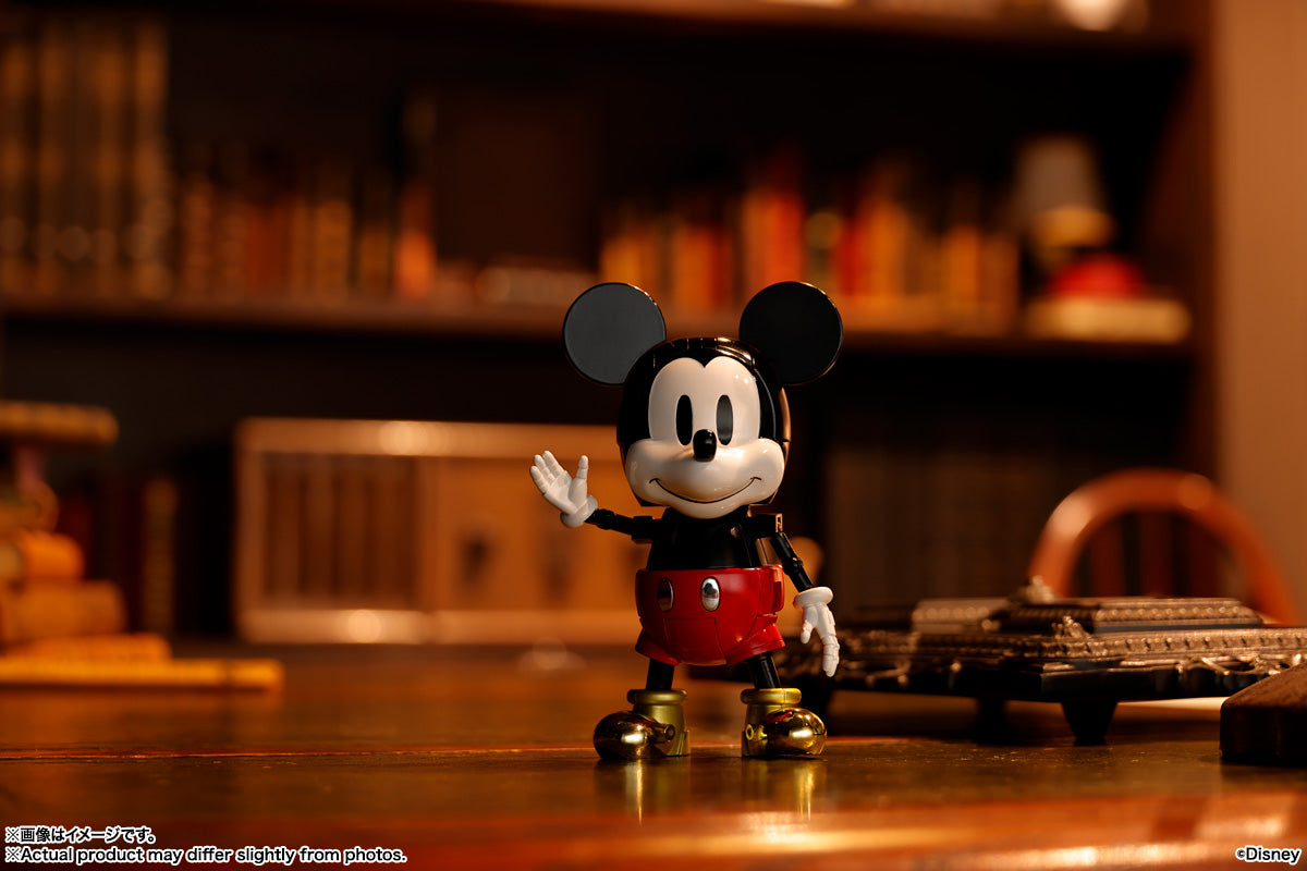 Chogokin Super Change Mickey Mouse by Kunio Okawara