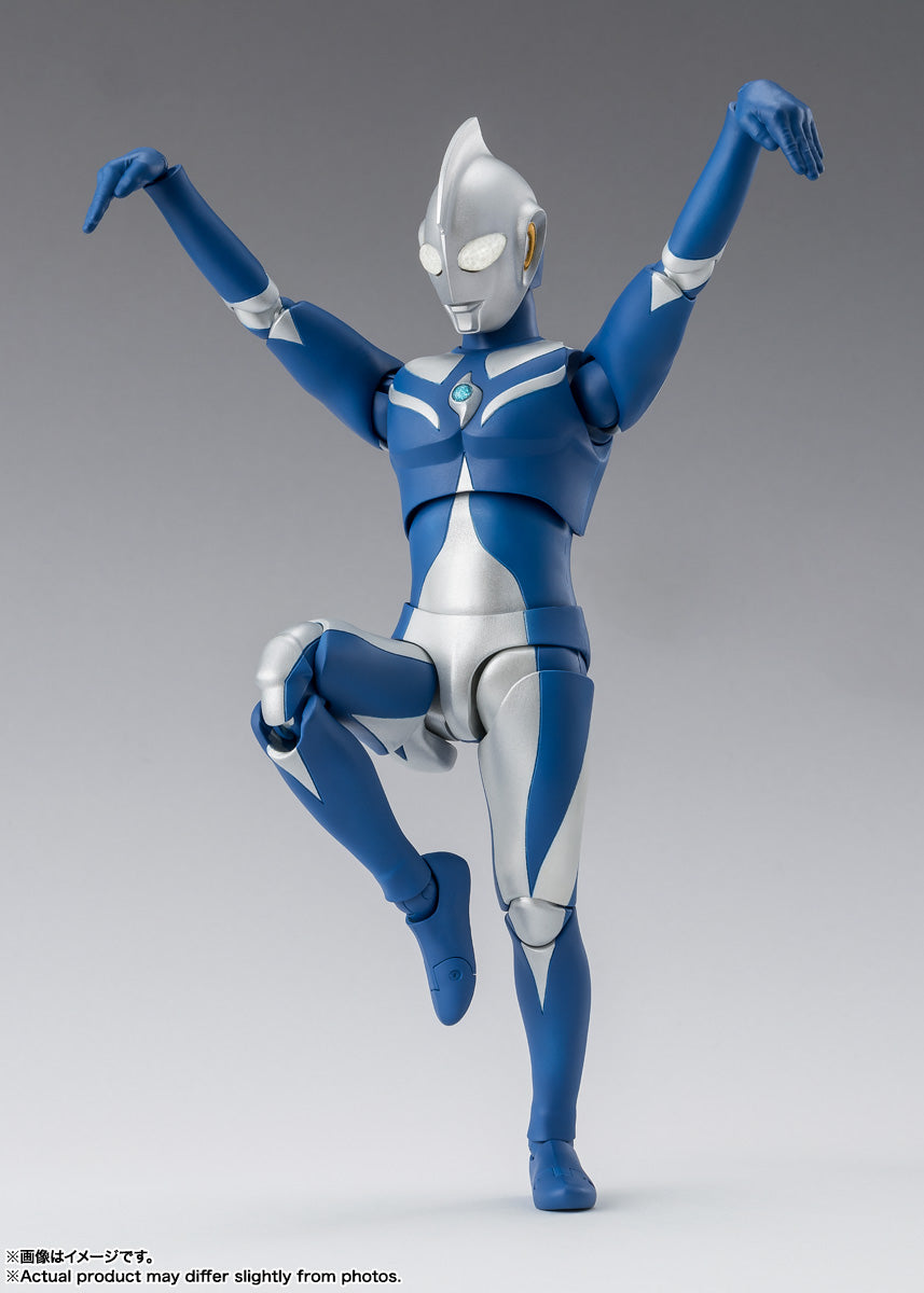 S.H.Figuarts "Ultraman Cosmos" Ultraman Cosmos Luna Mode