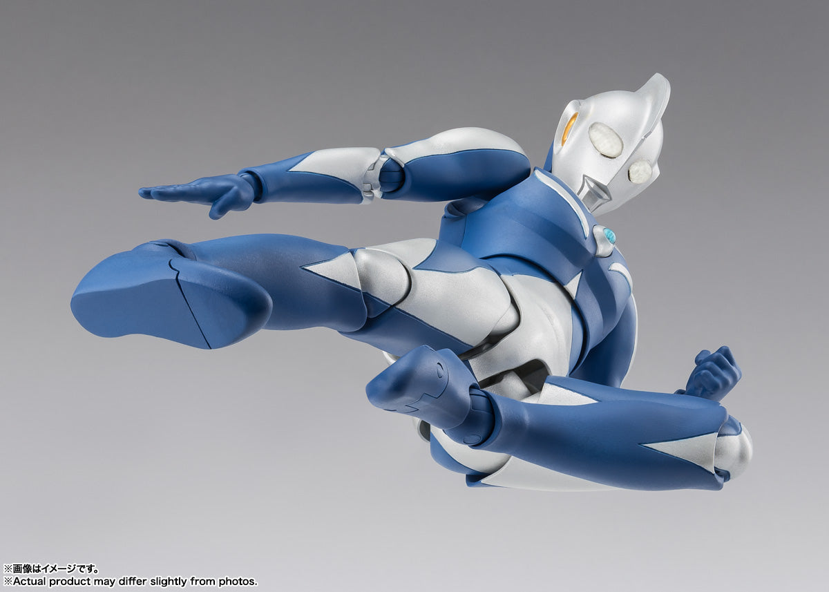 S.H.Figuarts "Ultraman Cosmos" Ultraman Cosmos Luna Mode