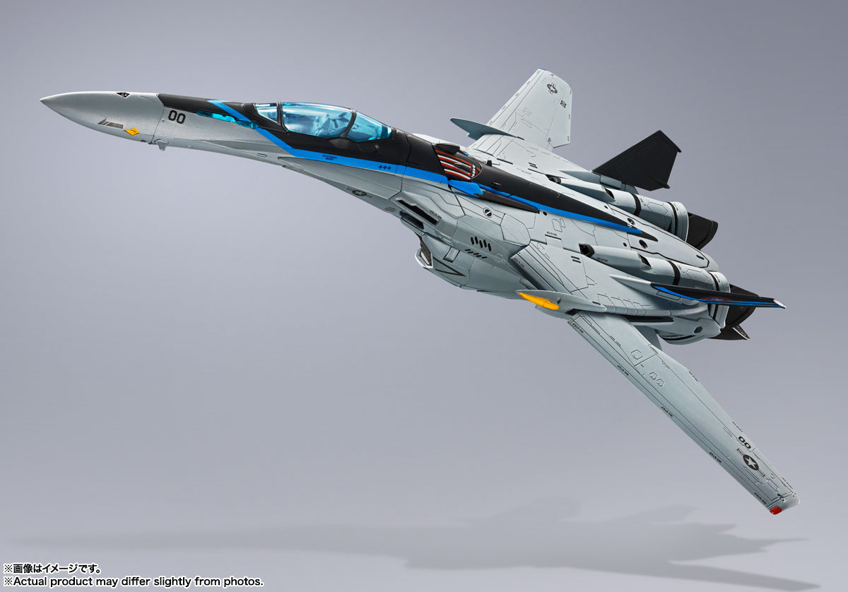 DX Chogokin "Macross Frontier" VF-25 Messiah Valkyrie Top Gun: Maverick Ver.
