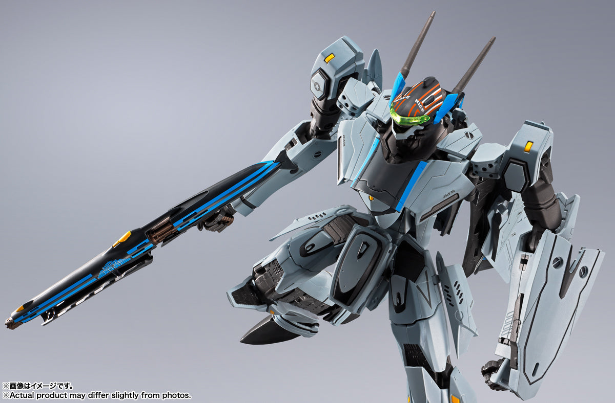 DX Chogokin "Macross Frontier" VF-25 Messiah Valkyrie Top Gun: Maverick Ver.