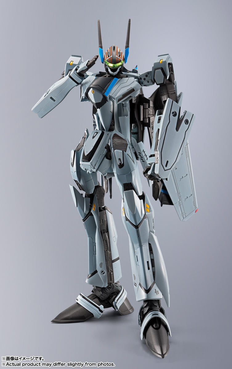 DX Chogokin "Macross Frontier" VF-25 Messiah Valkyrie Top Gun: Maverick Ver.