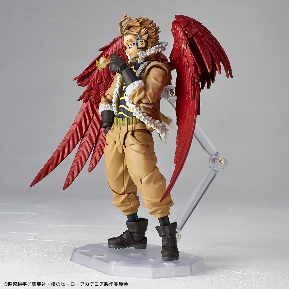 Revoltech Amazing Yamaguchi "My Hero Academia" Hawks