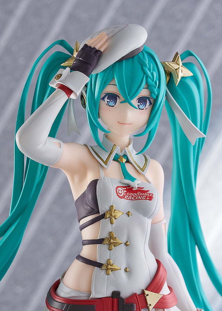 DESFILE EMERGENTE Hatsune Miku GT Project Racing Miku 2023 Ver.