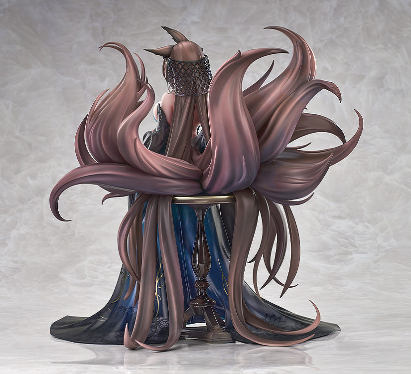 Azur Lane Amagi Throne of Fallen Petals Ver.