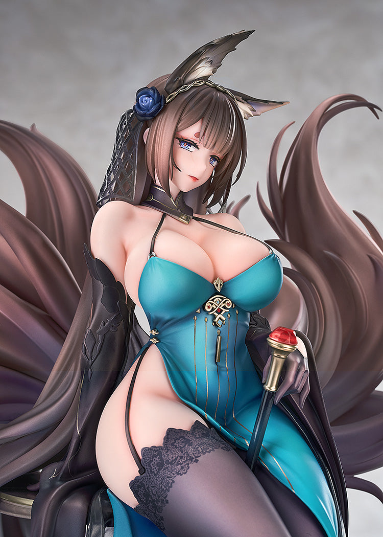 Azur Lane Amagi Throne of Fallen Petals Ver.