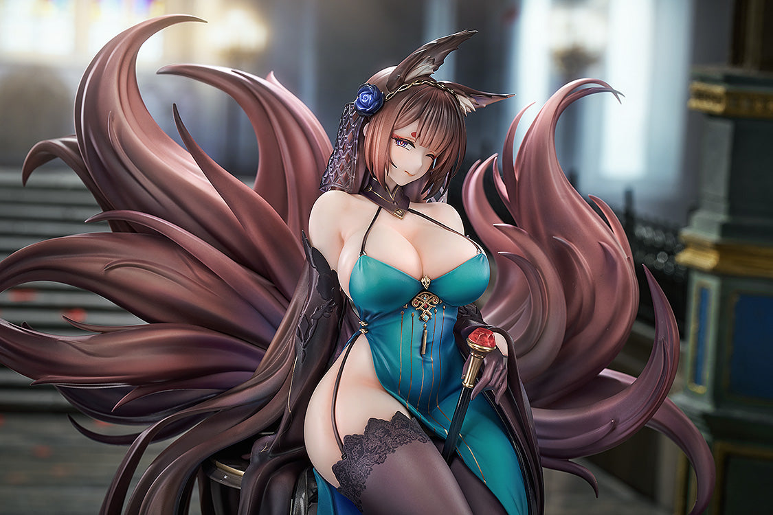 Azur Lane Amagi Throne of Fallen Petals Ver.