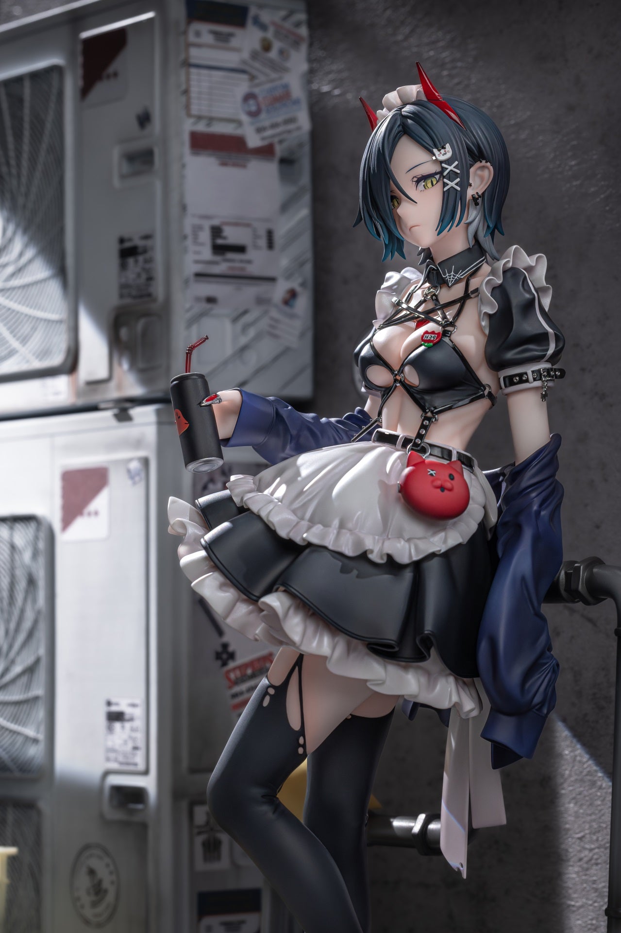 ANIGAME "AZUR LANE" KMS ULRICH VON HUTTEN MÄDCHEN TRÜMMER VER. 1/6 SCALE FIGURE