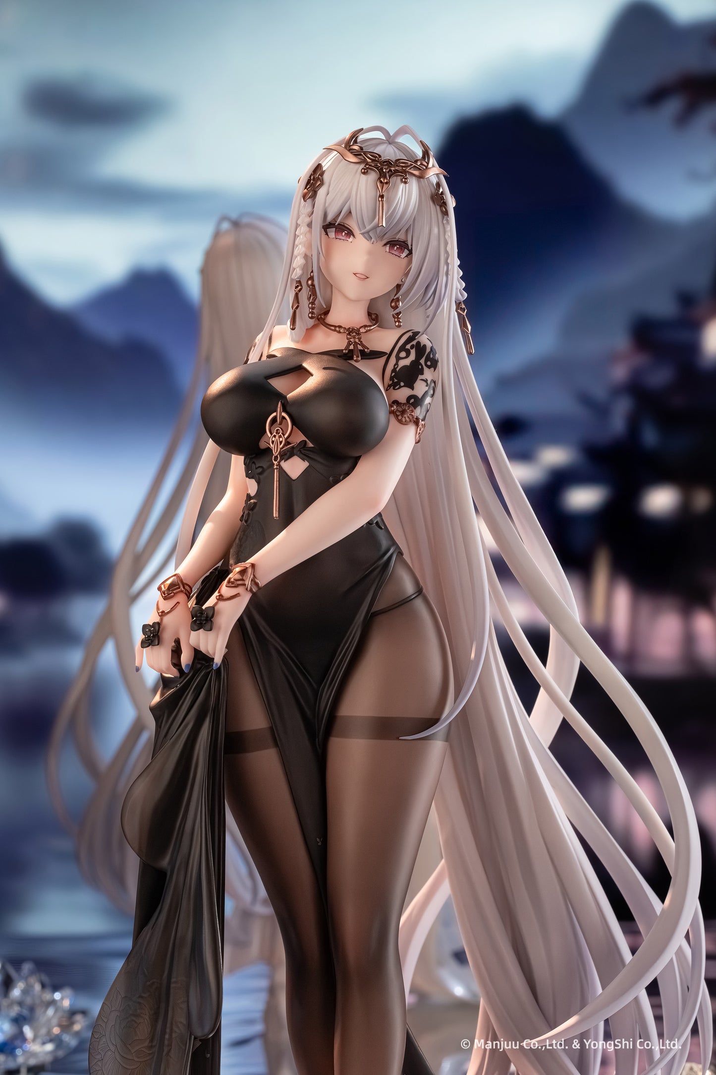 ANIGAME "AZUR LANE" EMDEN: MOONSILVER UNION VER. 1/6 SCALE FIGURE (WHITE & BLACK SET OF TWO)