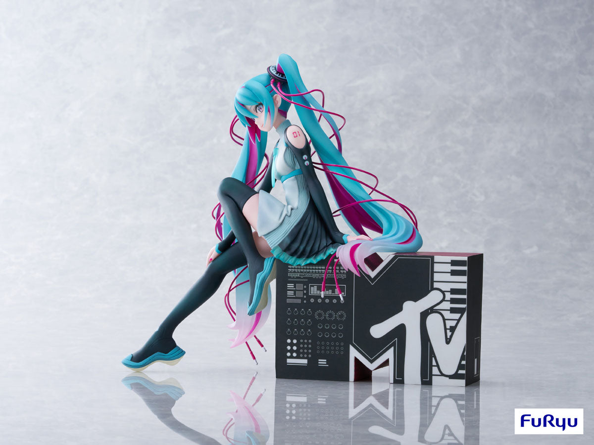 Hatsune Miku x MTV 1/7 Scale Figure | animota