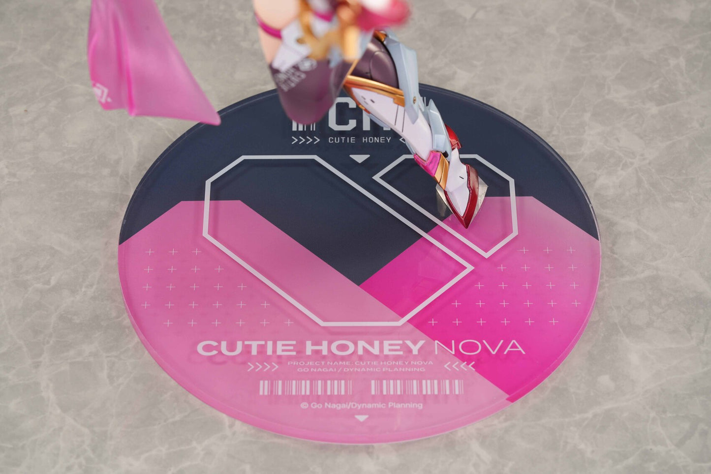 MAGI ARTS "CUTIE HONEY NOVA" 1/6 SCALE FIGURE