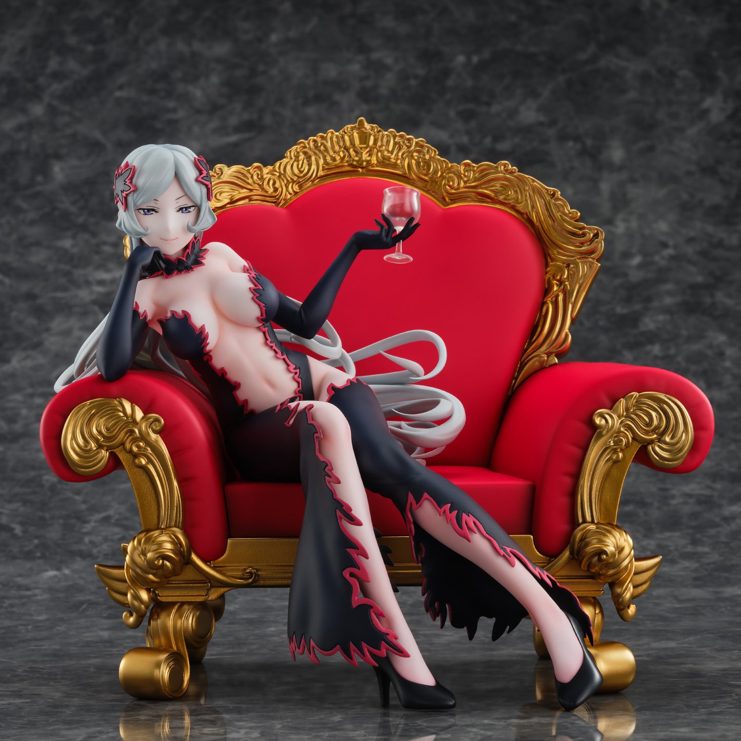 Is It Wrong to Try to Pick Up Girls in a Dungeon? V Freya 1/6 Scale Figure