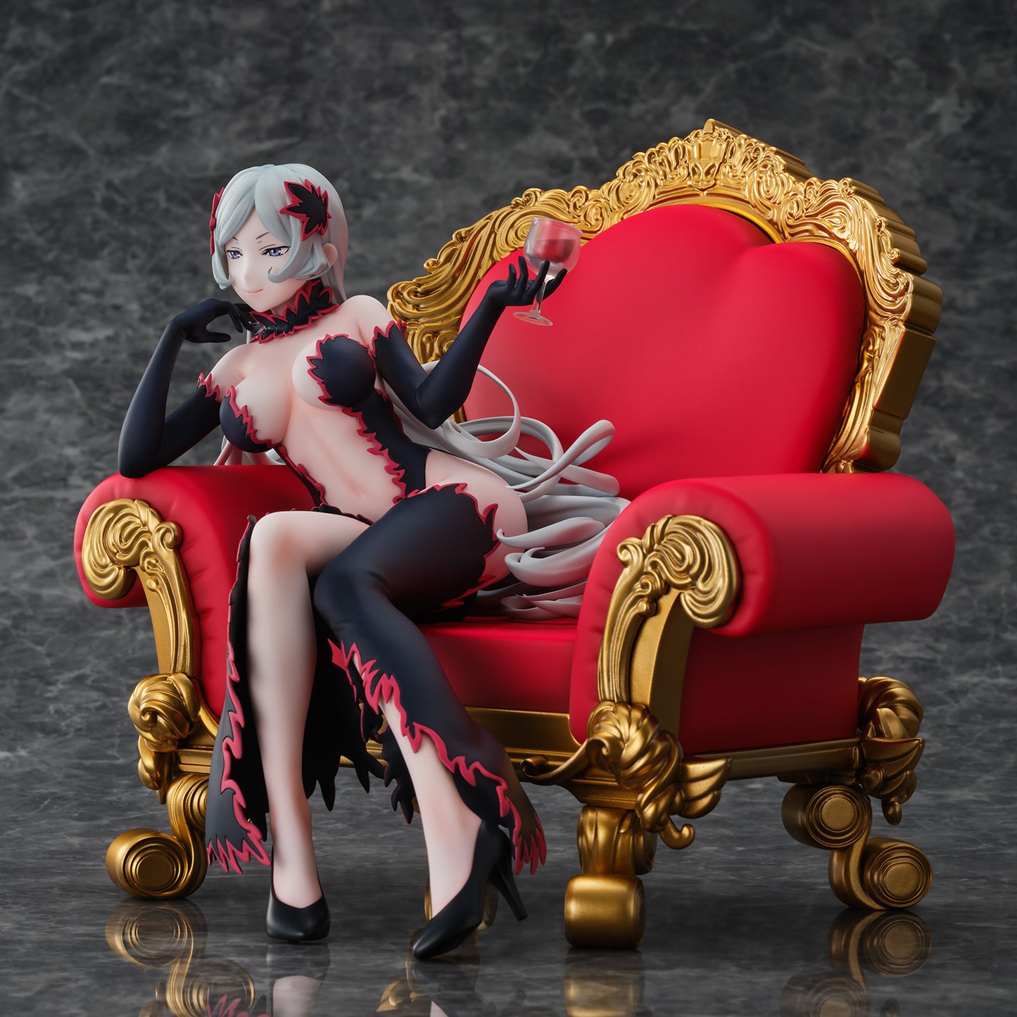 Is It Wrong to Try to Pick Up Girls in a Dungeon? V Freya 1/6 Scale Figure