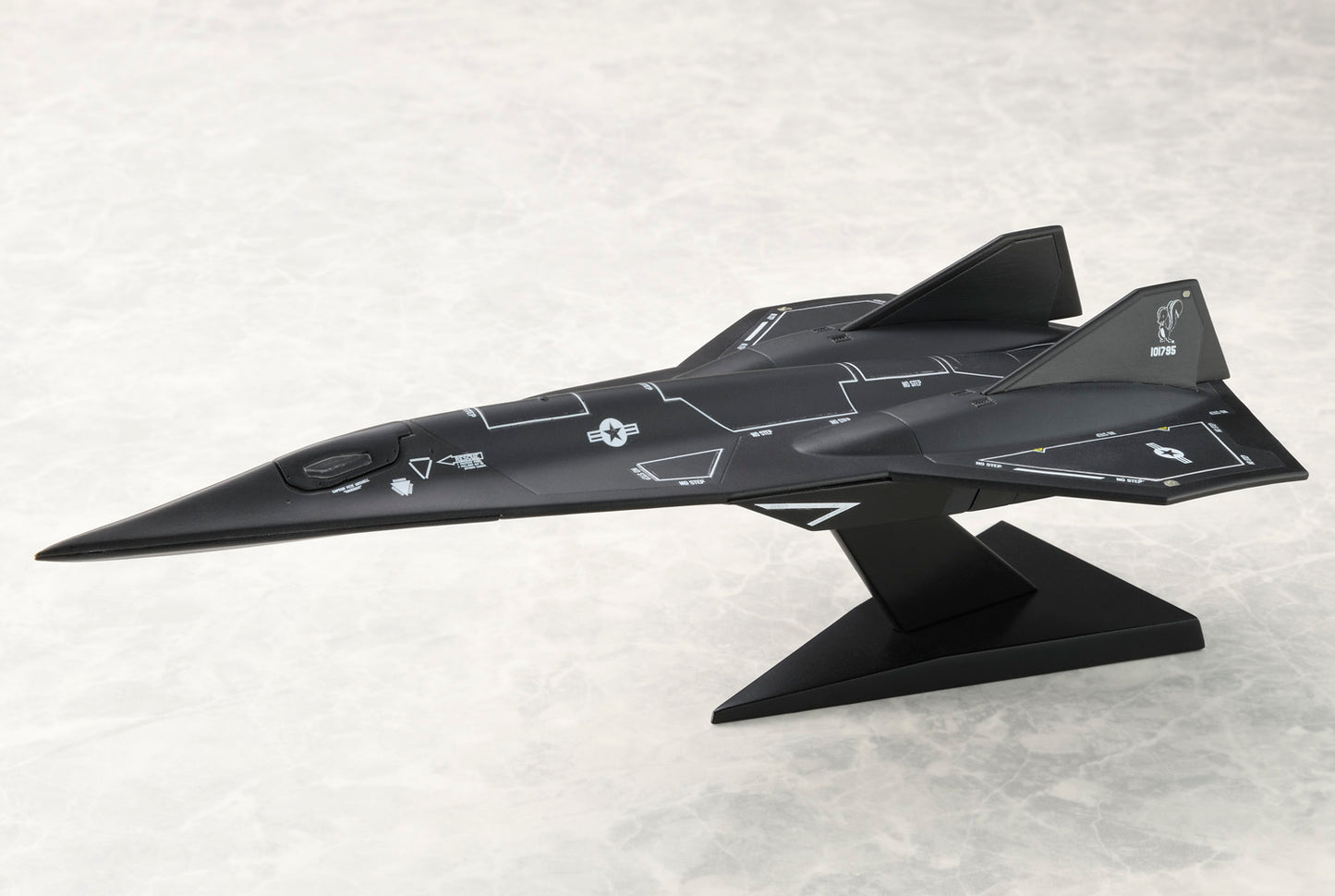 Top Gun: Maverick 1/100 Scale Darkstar