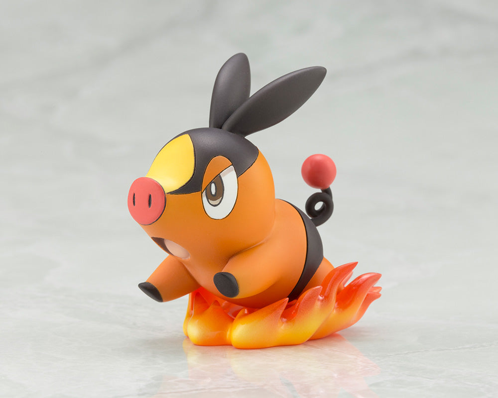 Pokemon Series ARTFX J Hilda with Tepig