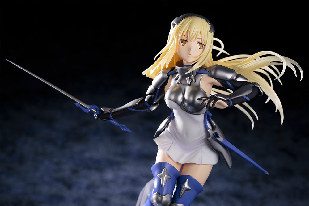 【Resale】Sword Oratoria: Is it Wrong to Try to Pick Up Girls in a Dungeon? On the Side Ais Wallenstein