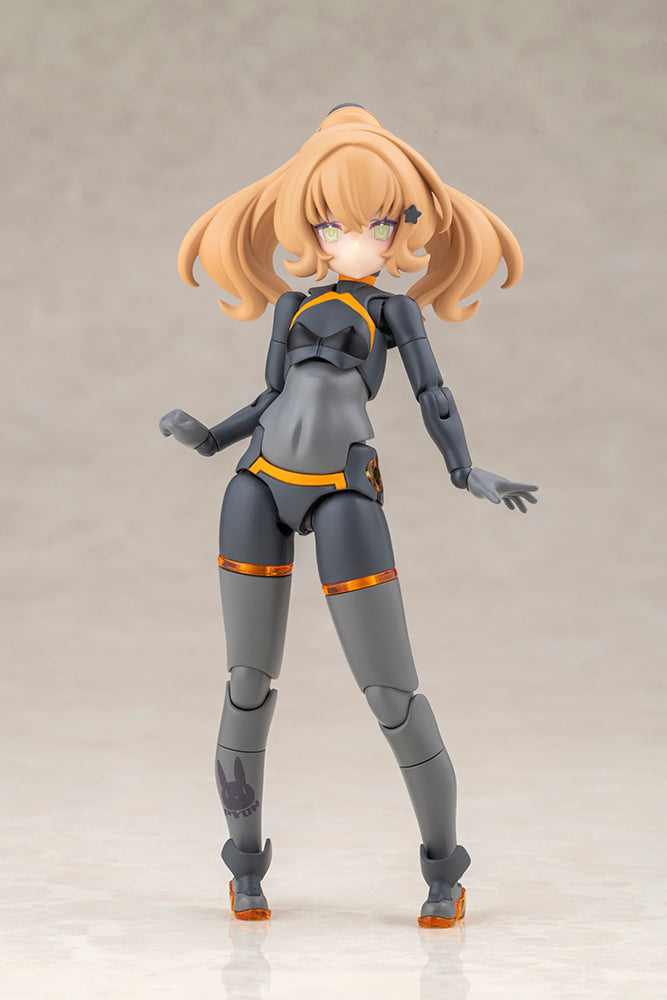 Megami Device PUNI MOFU Racing Tu with Honda Z50J-1 Monkey