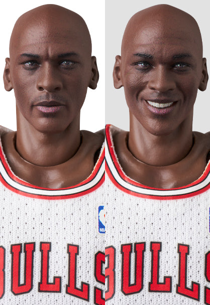 MAFEX Michael Jordan (Chicago Bulls HOME)