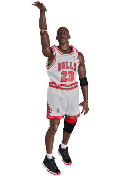 MAFEX Michael Jordan (Chicago Bulls HOME)